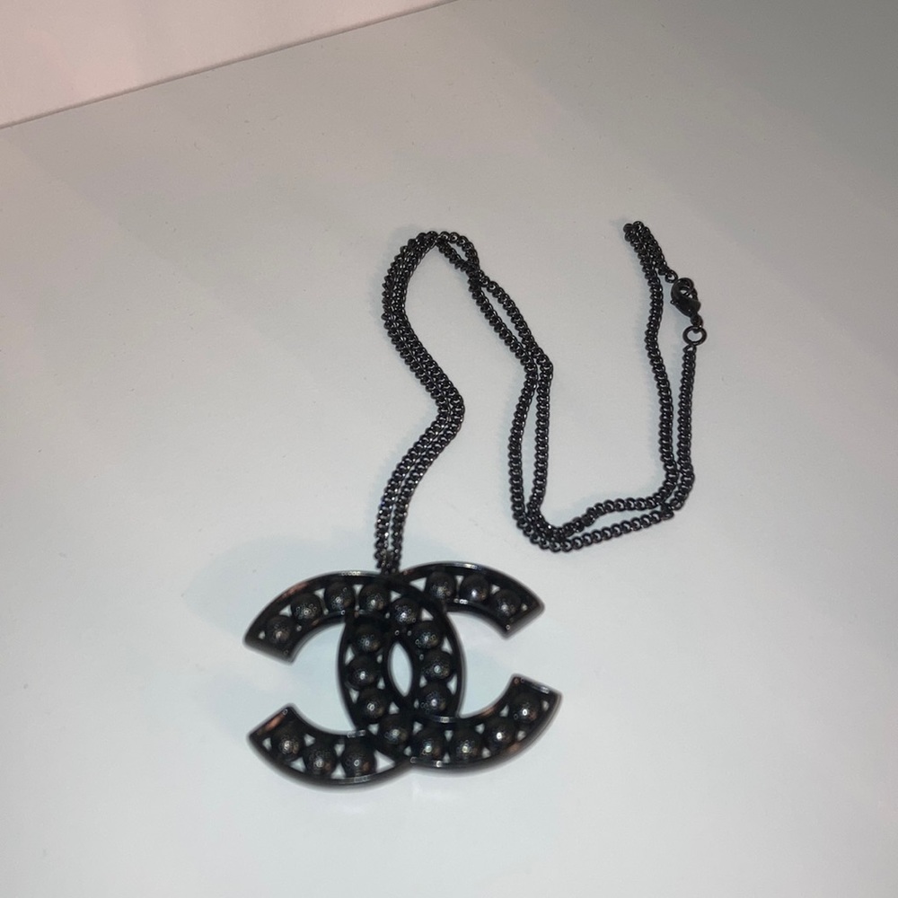 Chanel black oversized cc necklace
